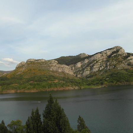 Dias De Luna Sena de Luna Екстериор снимка
